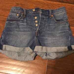 Levi’s shorts